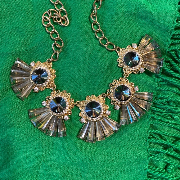 Stunning necklace - Picture 2 of 4